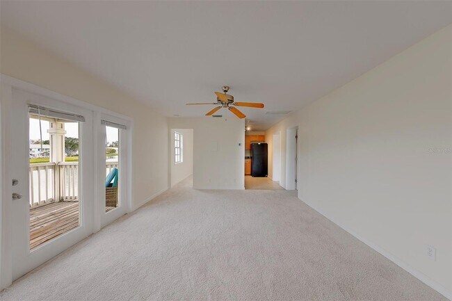 Building Photo - 222 Pompano Dr SE