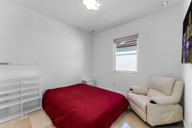 Building Photo - 11229 NW 44th Terrace