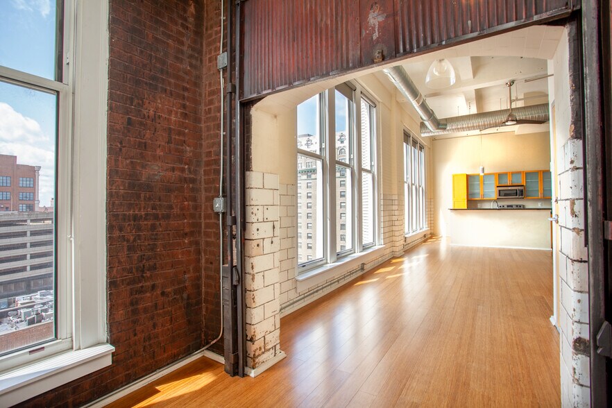 Building Photo - 1136 Washington Ave