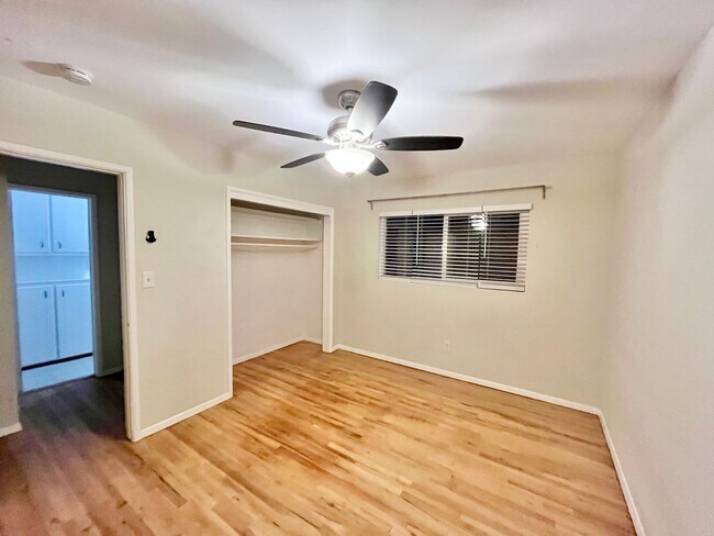 Building Photo - Charming Upstairs 1-Bedroom Apartment in South Park!