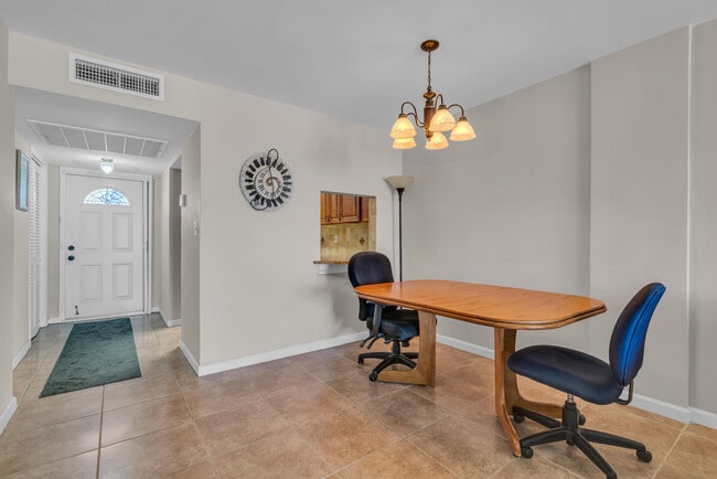 Building Photo - 4500 N Federal Hwy