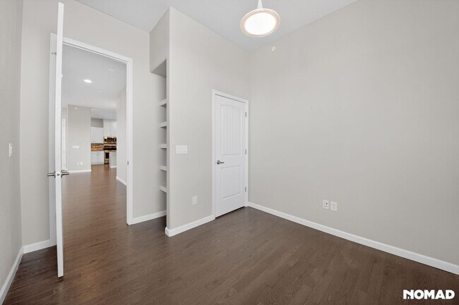 Building Photo - Luxury 3-Bedroom Legacy Ridge Living with Mountain Views