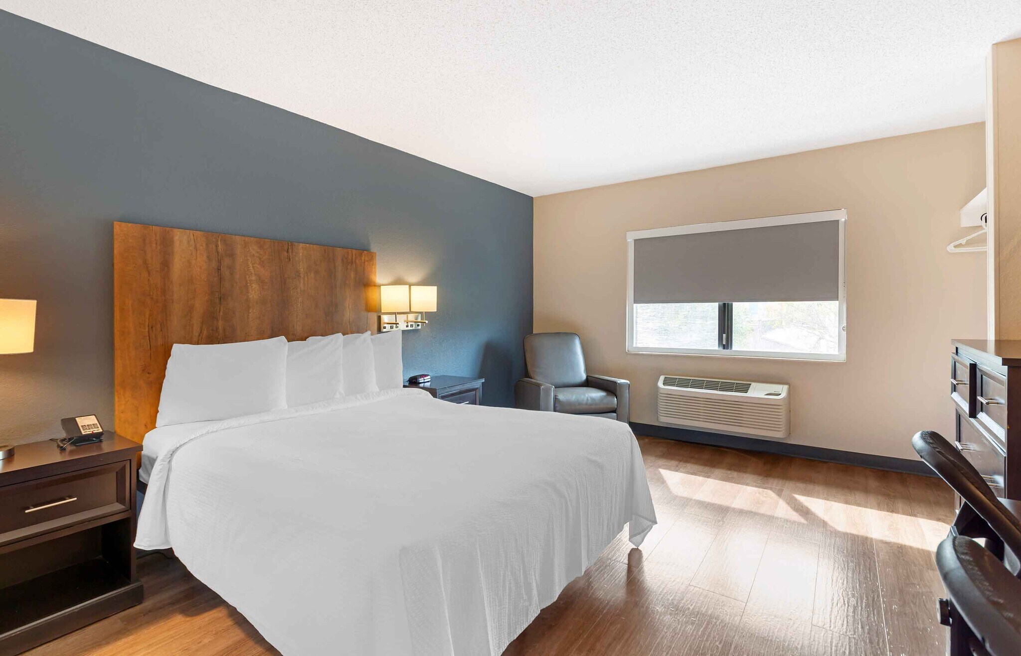 Building Photo - Furnished Studio-Fort Lauderdale - Deerfield Beach