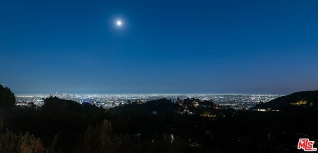 Building Photo - 7080 Mulholland Dr