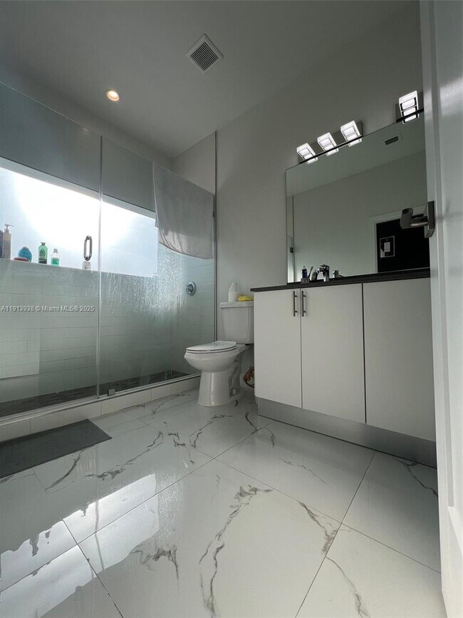 Building Photo - 20007 SW 122nd Ct