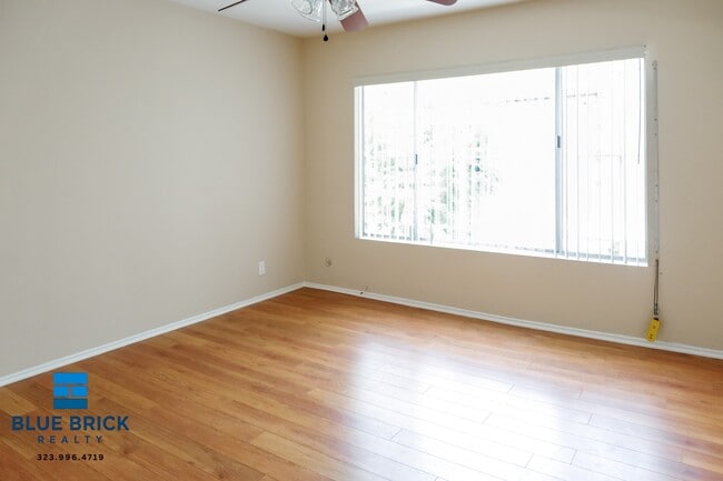 Building Photo - 1517 S Sherbourne Dr