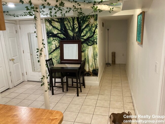 Building Photo - Amazing value two bedroom in Brookline