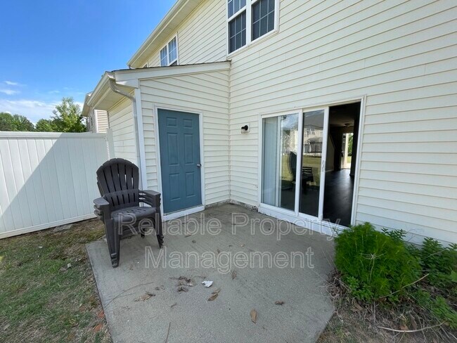 Building Photo - 132 Winslow Ln