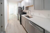 Building Photo - 1500 V St SE