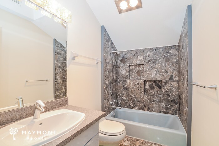 Building Photo - 25 Casarena Ct