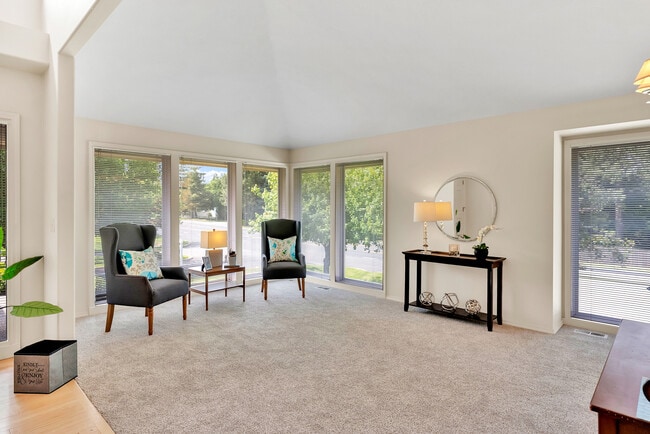 Building Photo - 4605 E Birkdale Ln