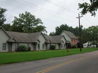 Primary Photo - 1321 Kitchen St