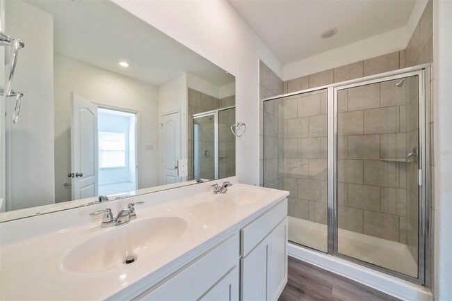 Building Photo - 16743 Rover Ln