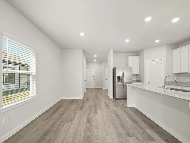 Building Photo - 11963 Wisteria Mdws Dr