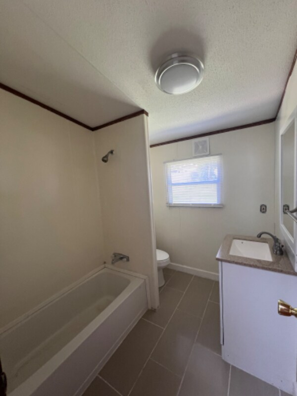Building Photo - 331 Woodberry Ln