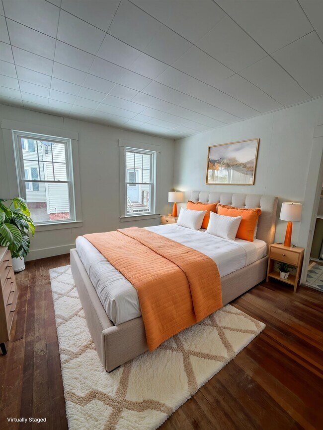 Building Photo - 78 Central St