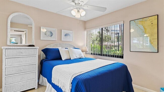 Building Photo - 1700 Cove II Pl