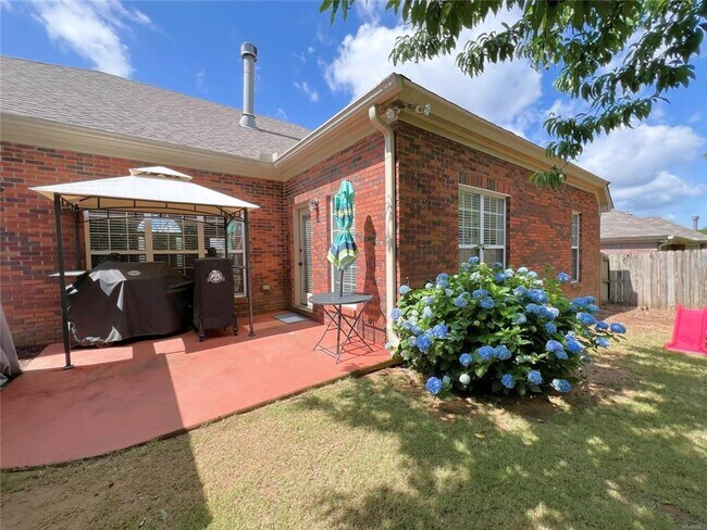 Building Photo - For Rent Prattville AL