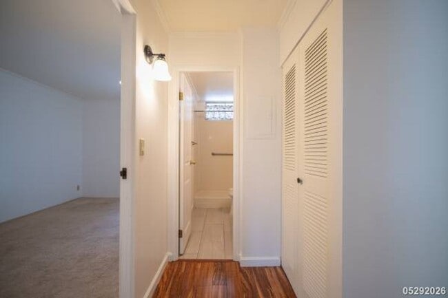 Building Photo - $2,550 / 2br - 793ft2 - Maintained and Freshly Painted 2BR/1BA/2PKG unit in Waikalani Woodland (M...