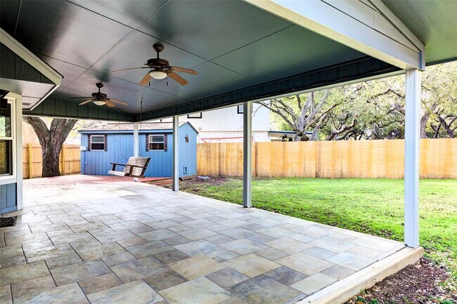 Building Photo - 8406 La Naranja Cove