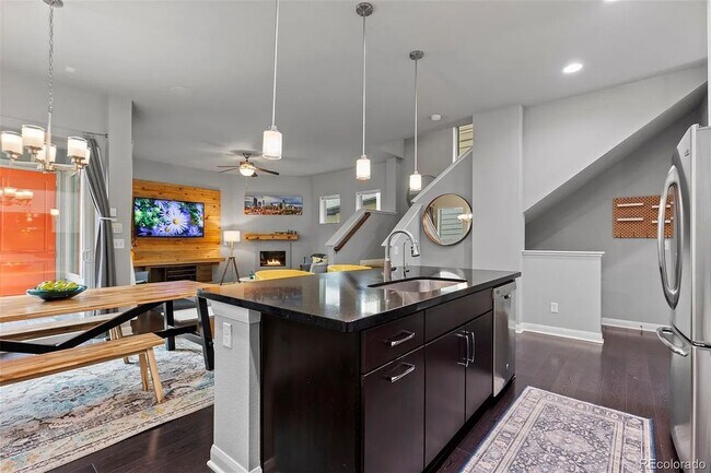 Building Photo - LUXURY MIDTOWN LIVING | PRIVATE BACKYARD RETREAT - Available NOW!