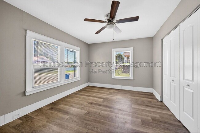 Building Photo - 2309 Gaebler Ave