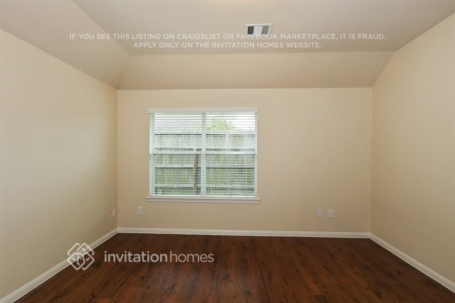 Building Photo - 18815 N Lyford Dr