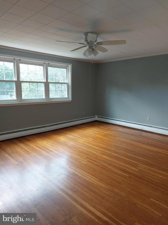 Building Photo - 13 Heatherwood Hill