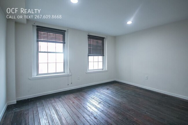 Building Photo - 229 Market St