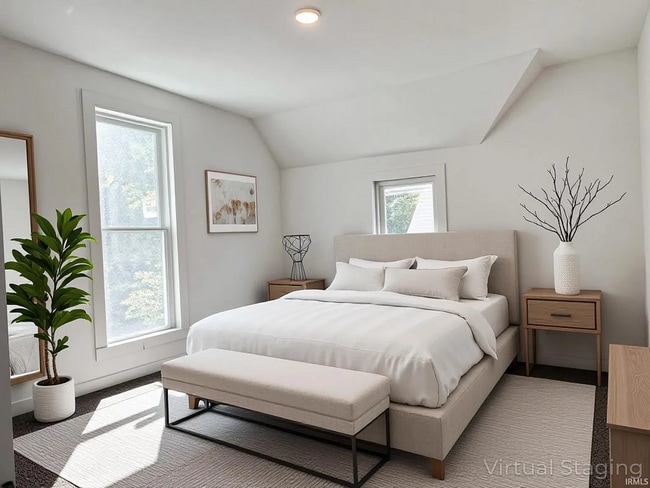 Building Photo - 733 S Armstrong St