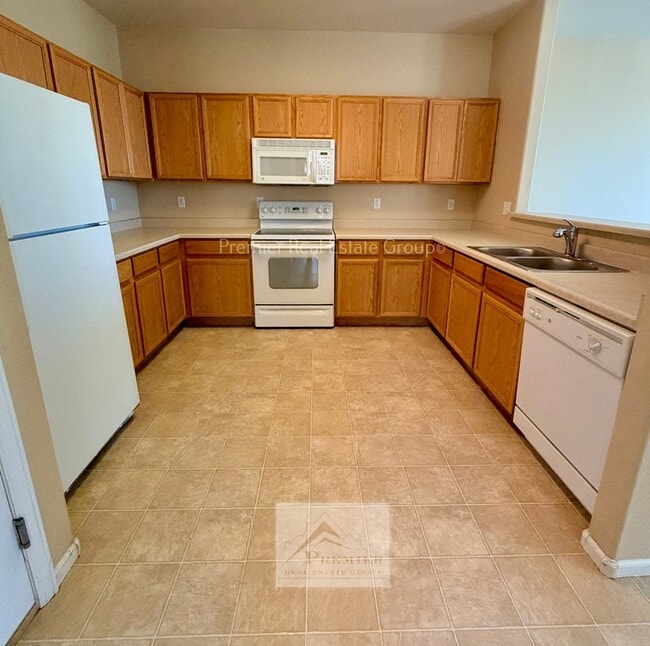 Building Photo - 8765 Bamboo Grove