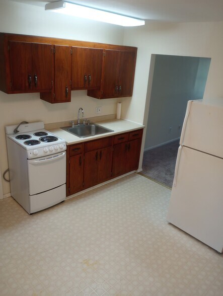 Building Photo - 58 Nestor St.