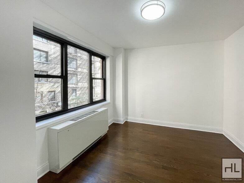 Building Photo - EAST 56 STREET