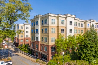 Primary Photo - Campus View Apartments