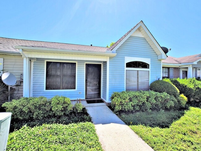 Primary Photo - Single Story Condo FOR RENT Decatur 2BR