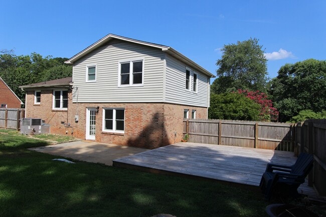 Building Photo - 1766 Colony Rd