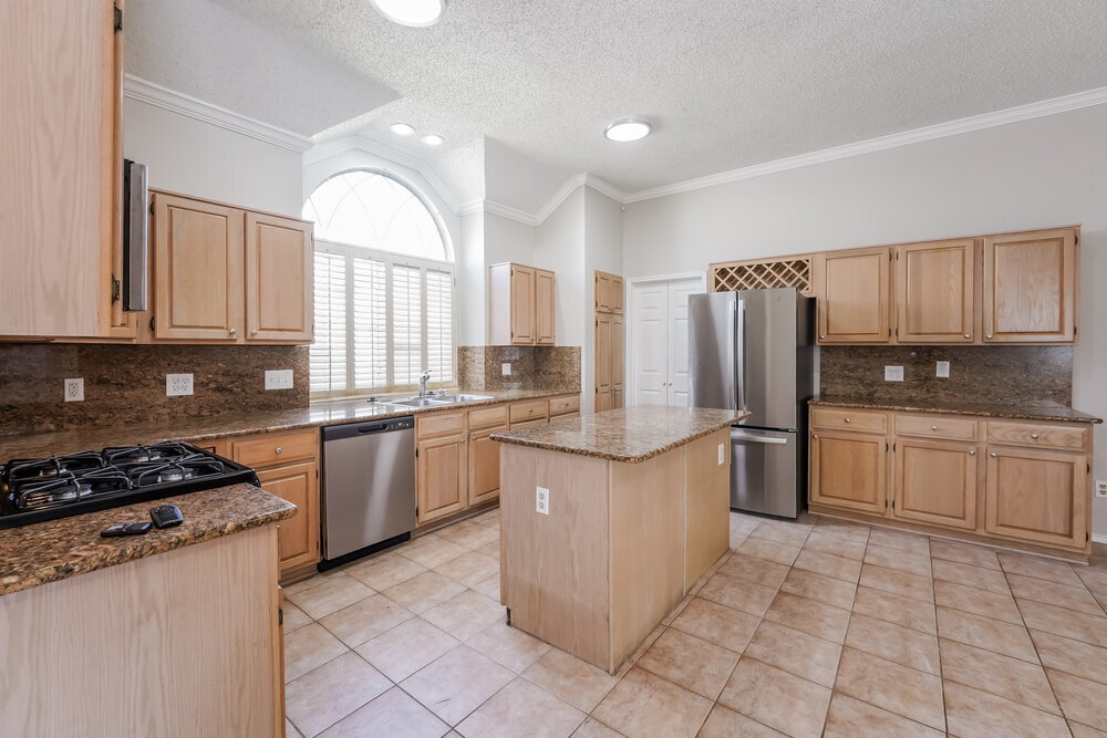 Building Photo - 440 Saddle Head Dr