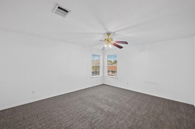 Building Photo - 6212 Roseborough Dr