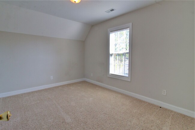 Building Photo - Beautiful 4 Bedroom Home in Sneads Ferry w...