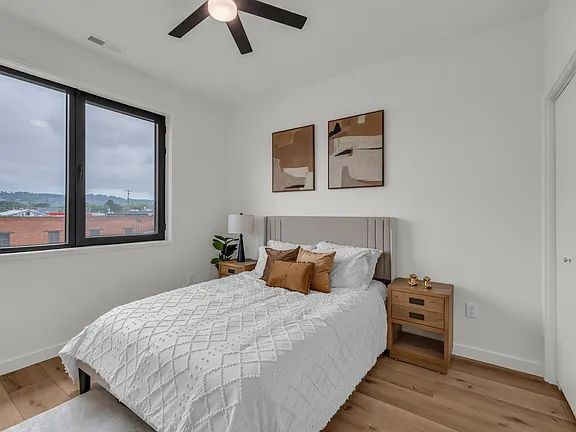 Building Photo - Modern Luxury Meets Everyday Comfort | 2025-Built 2BR Townhome | Near Southside Living
