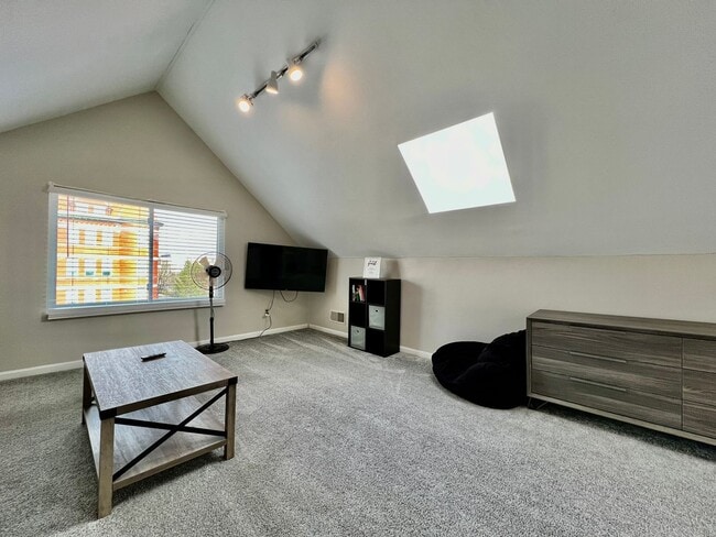 Building Photo - Observatory