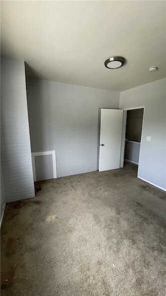 Building Photo - 6960 Monticello St
