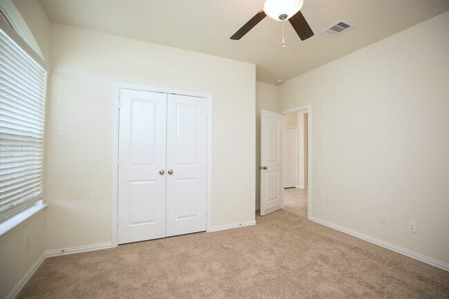 Building Photo - 10702 Balivcar Ct