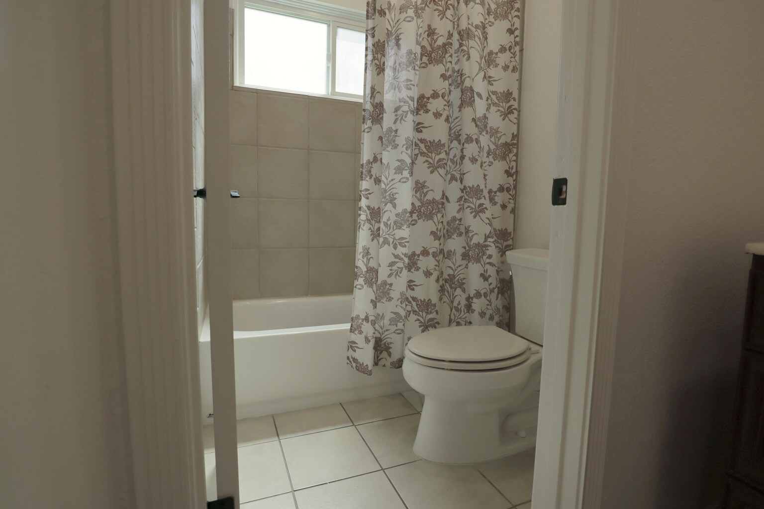 Building Photo - 1010 W MacArthur Blvd