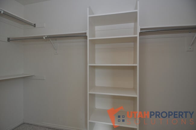 Building Photo - 11758 Chalk Creek Way