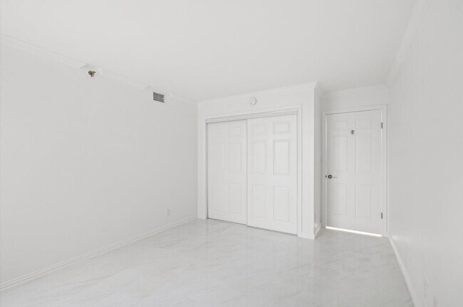 Building Photo - 3525 Sage Rd
