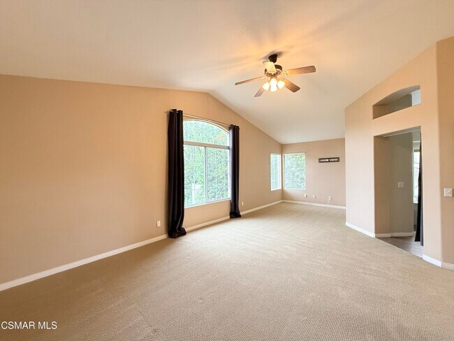 Building Photo - 2851 Silk Oak Ave