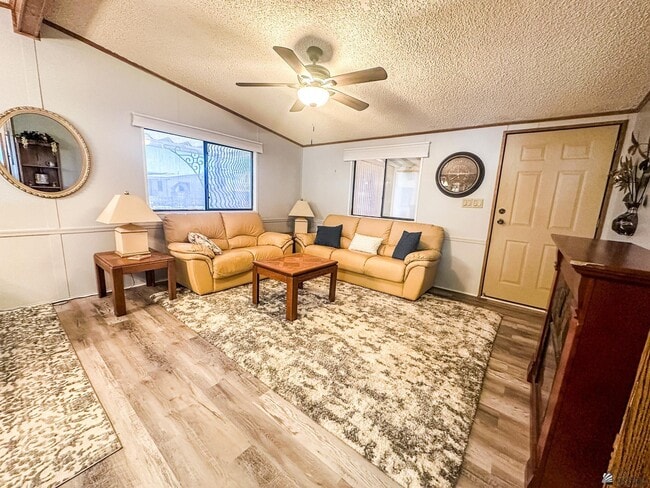 Building Photo - 13240 E 50th Dr