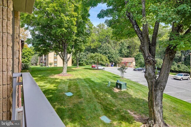 Building Photo - 5911 Tamar Dr