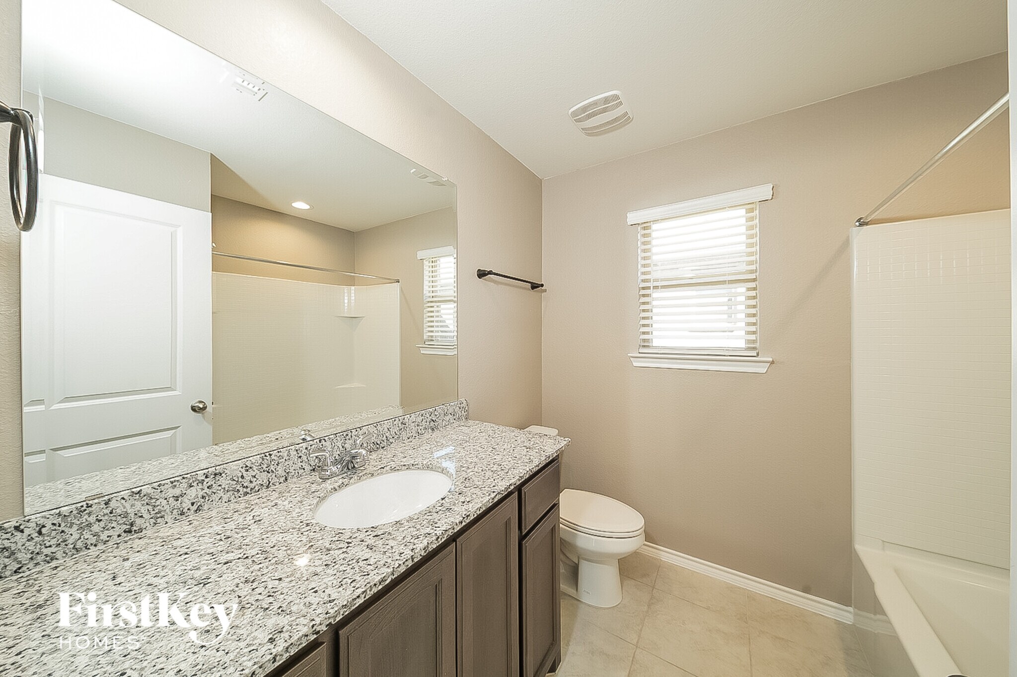 Building Photo - 2537 Doe Run